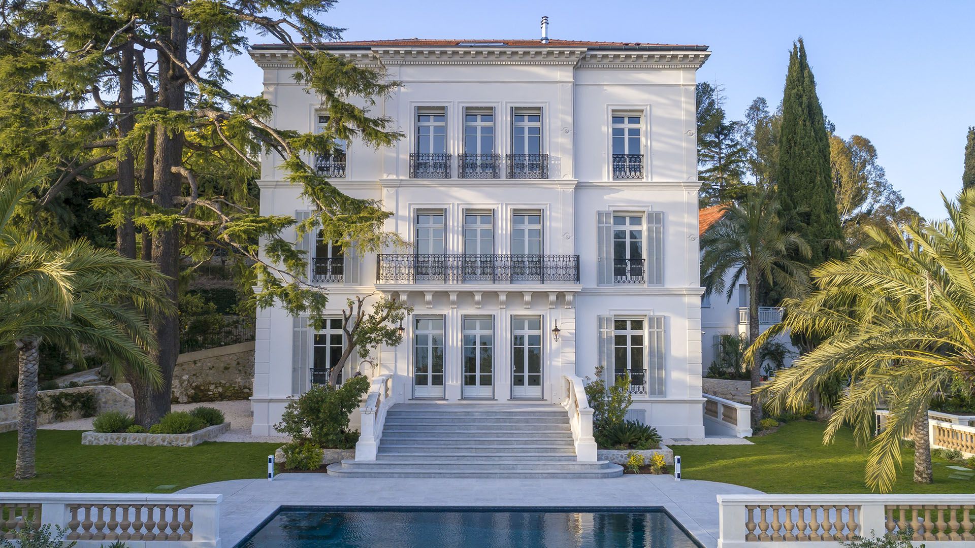 villa cannes menuiserie extérieure